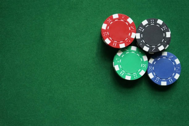 Dashboard showing game categories: live casino, football, slots, and esports