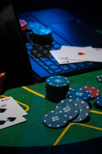 Sic Bo dice layout on Starlight Princess table showing betting zones and payout ratios